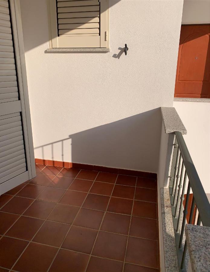 Delfino Apartment Cala Gonone Bagian luar foto
