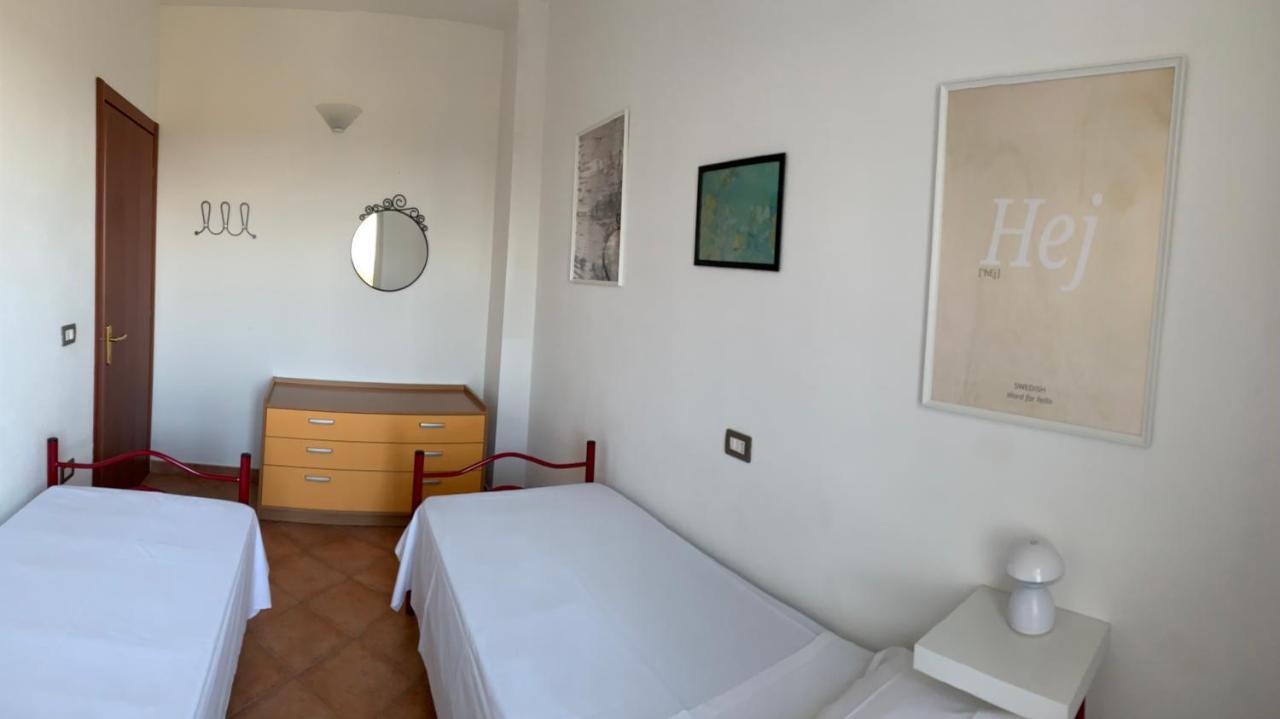 Delfino Apartment Cala Gonone Bagian luar foto