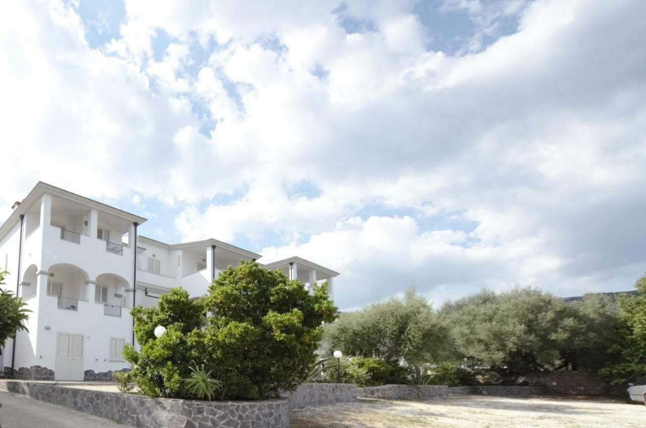 Delfino Apartment Cala Gonone Bagian luar foto